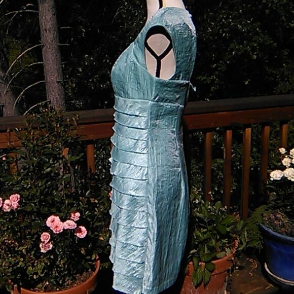 London Style Pencil Shape Dressy Dress - Picture 4 of 9